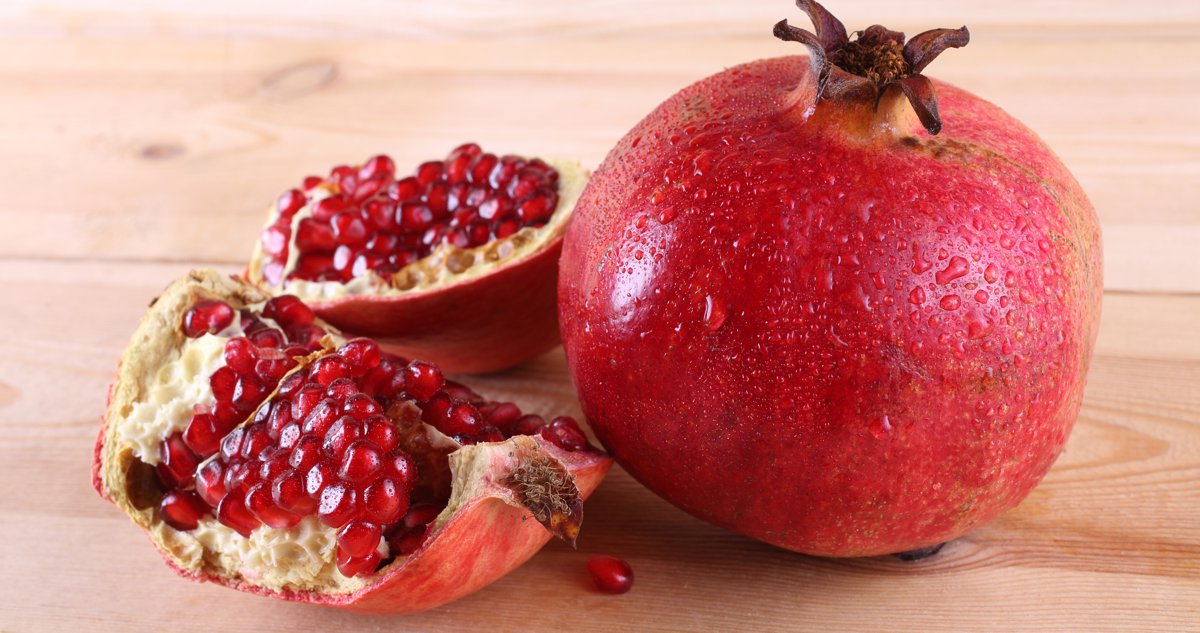 Frutto dell'albero di melograno: estratto di succo e consigli