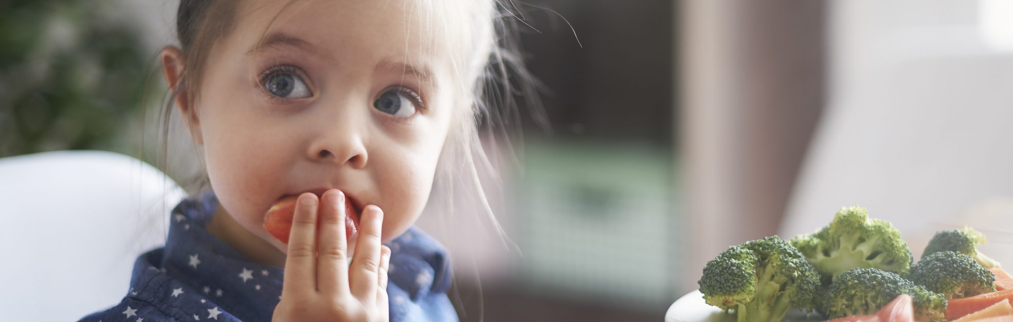 Consigli, suggerimenti e idee per far mangiare frutta e verdura ai bambini